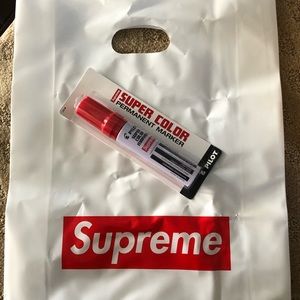 Supreme Marker